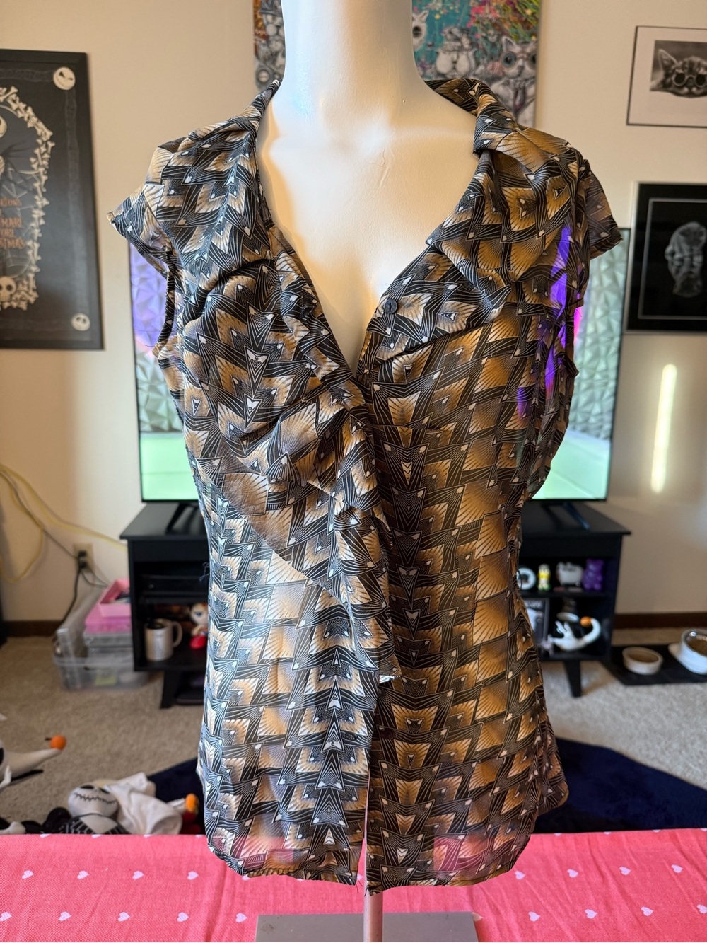 Worthington Black and Gold Geometric Sleeveless V-Neck Blouse